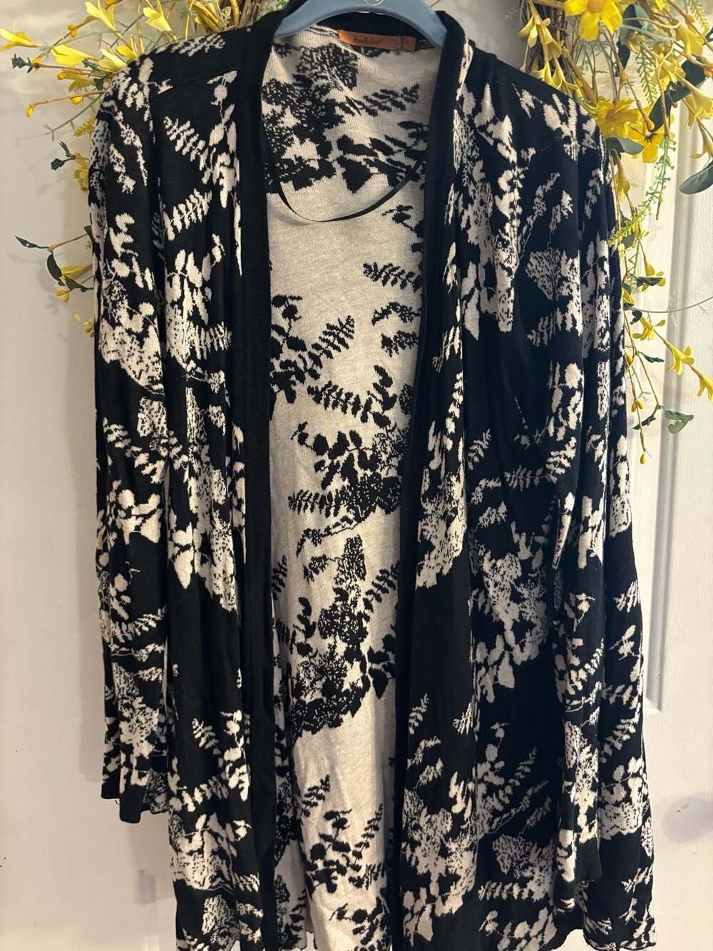 Belldini Women's Black and Cream Floral Print Open Front Cardigan Sweater